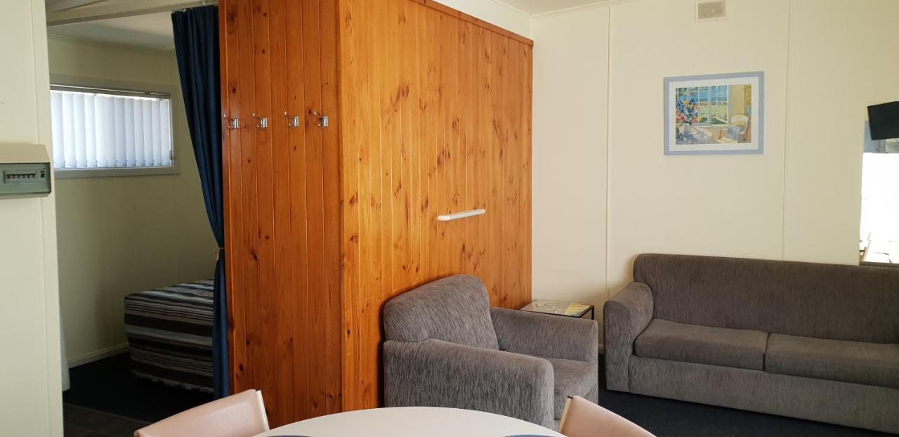 Modra'S Apartments Tumby Bay Экстерьер фото