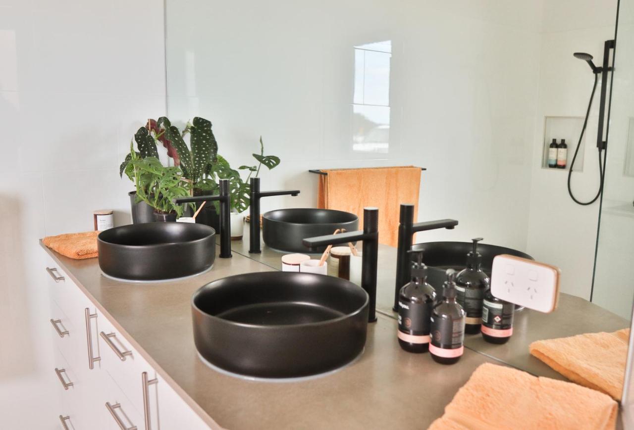 Modra'S Apartments Tumby Bay Экстерьер фото