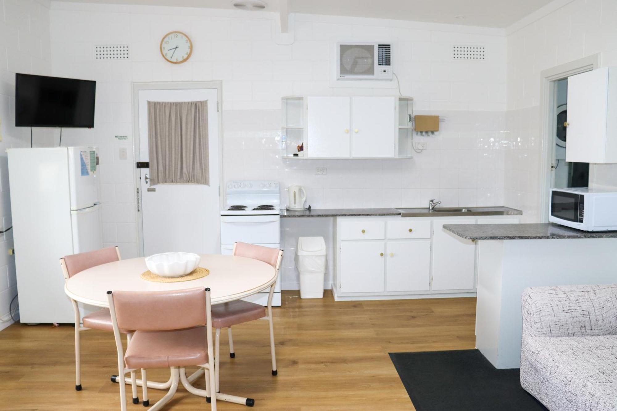 Modra'S Apartments Tumby Bay Экстерьер фото