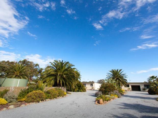 Modra'S Apartments Tumby Bay Экстерьер фото