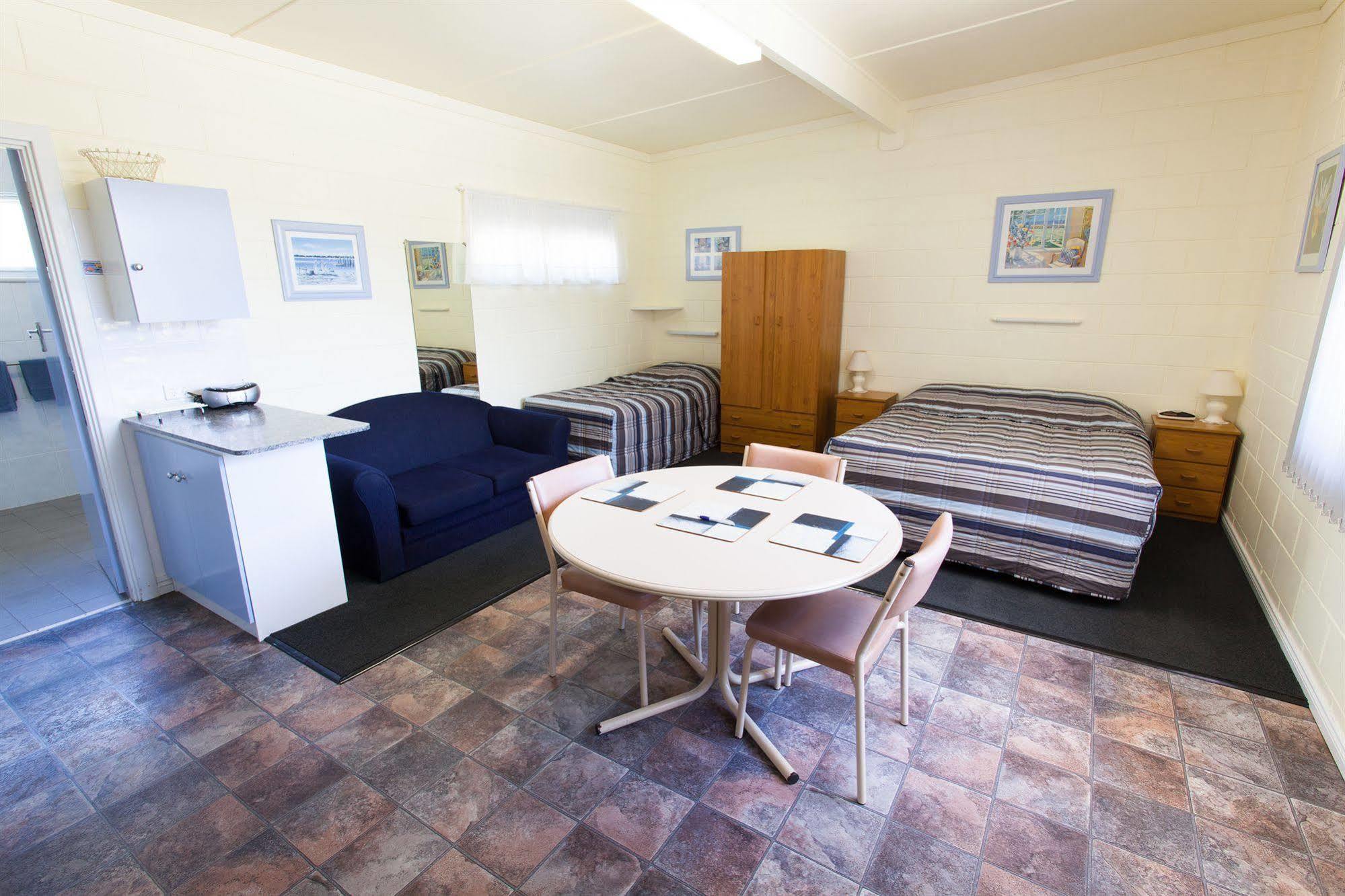 Modra'S Apartments Tumby Bay Экстерьер фото