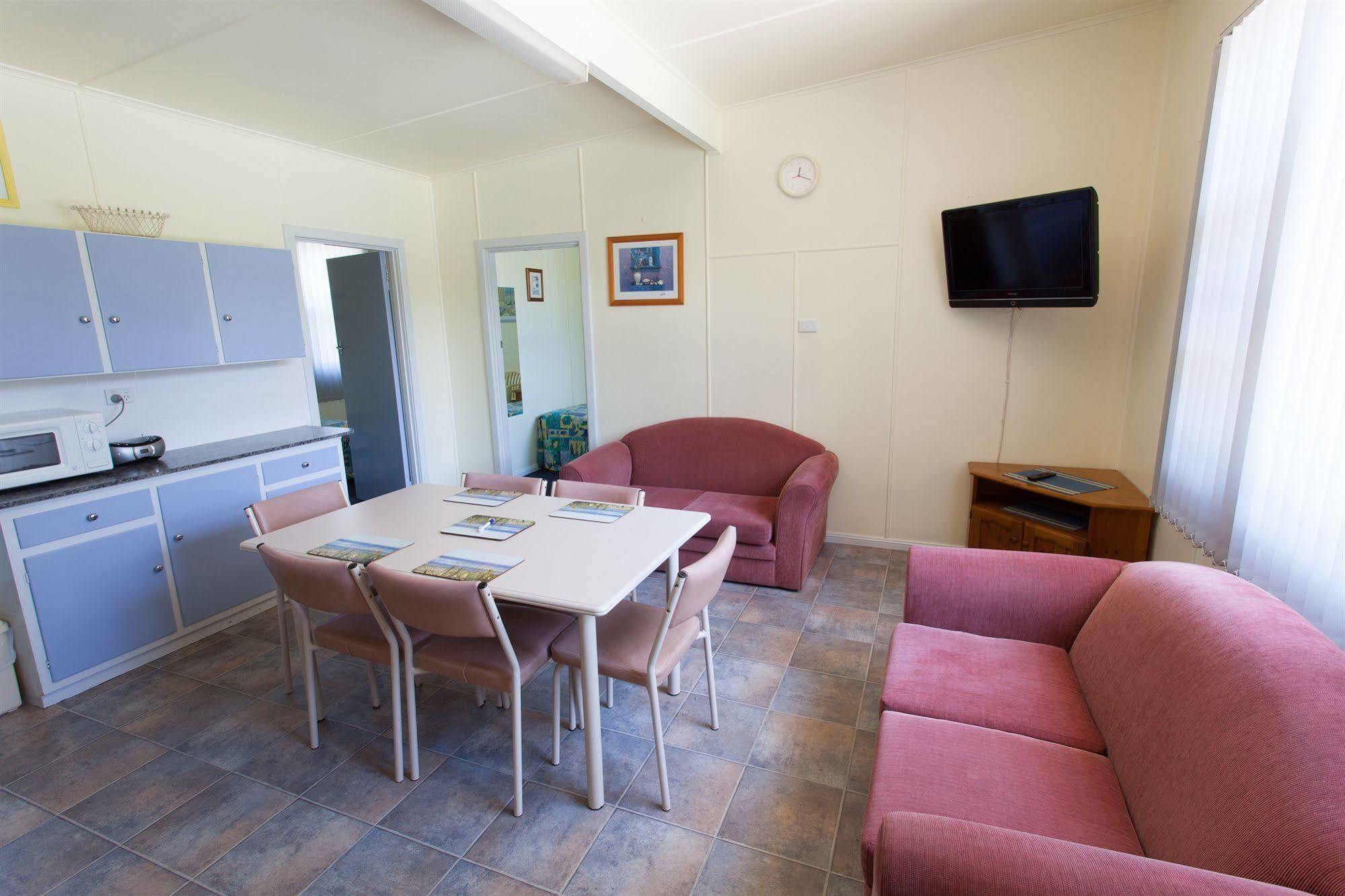 Modra'S Apartments Tumby Bay Экстерьер фото