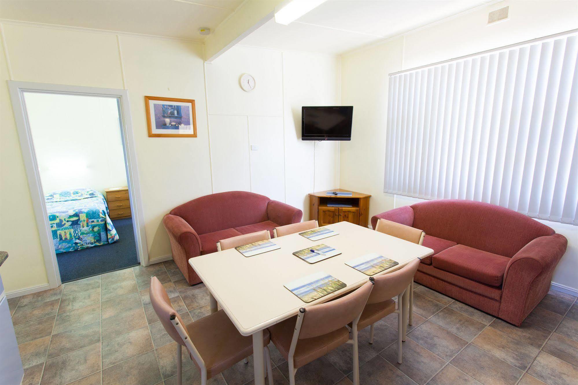 Modra'S Apartments Tumby Bay Экстерьер фото
