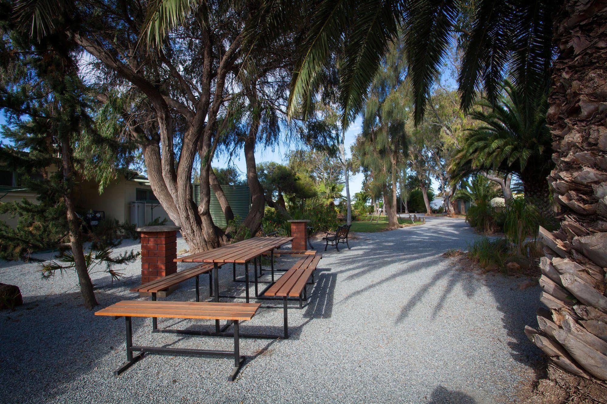 Modra'S Apartments Tumby Bay Экстерьер фото