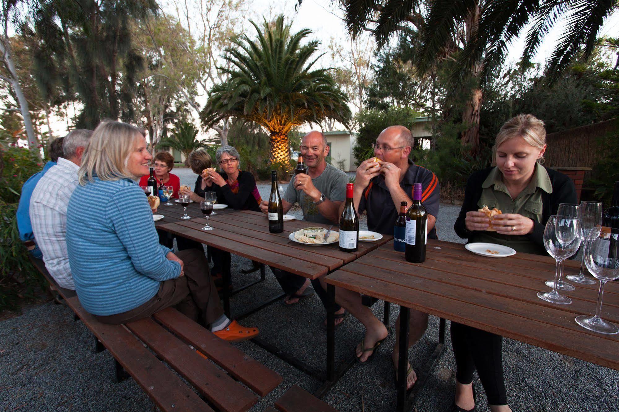 Modra'S Apartments Tumby Bay Экстерьер фото